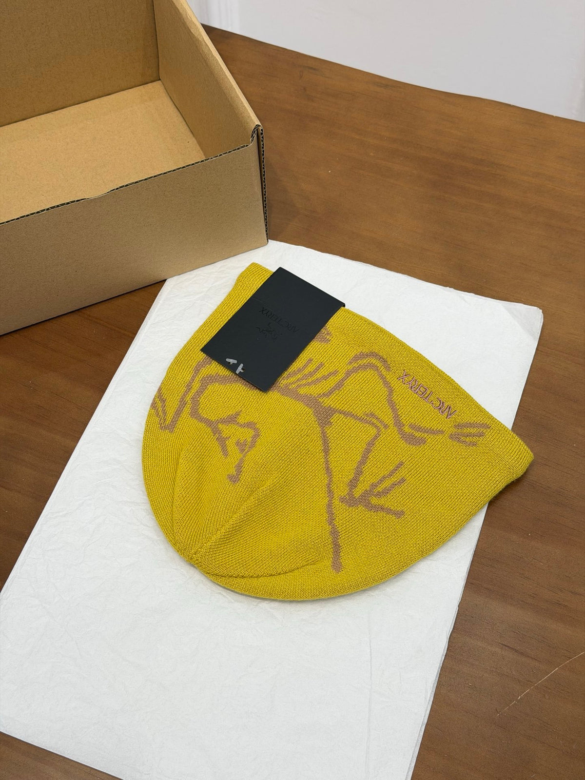 Arcteryx Jacquard Colorblock Beanie - 1243998211 - Photo 4