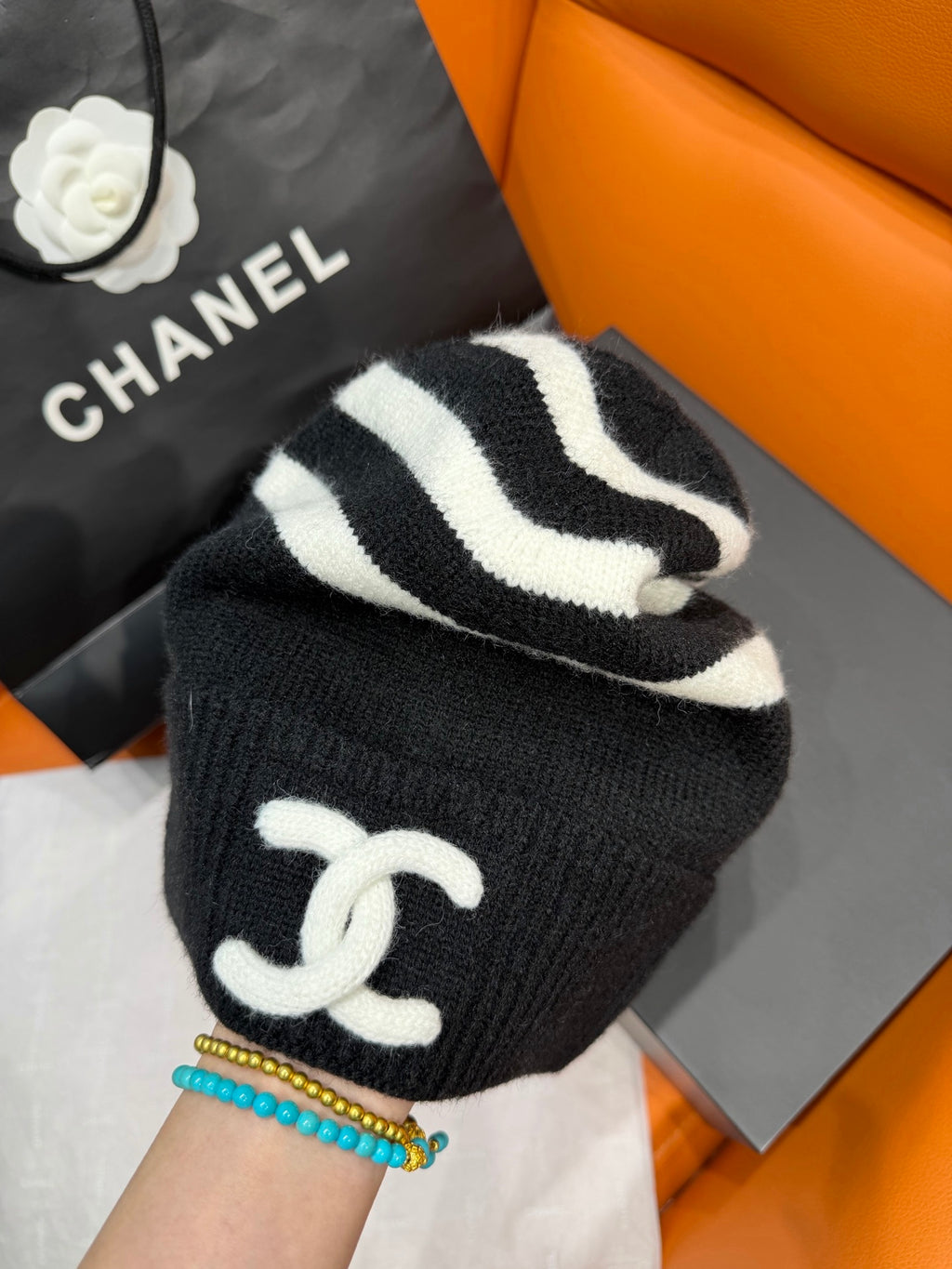 Chanel Knit Beanie - 1245543826 - Photo 4