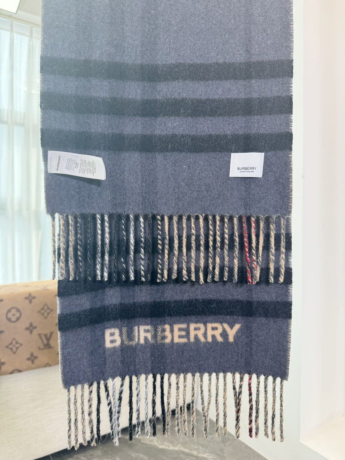 Burberry Check Pattern Colorblock Scarf - 973644987 - Photo 4