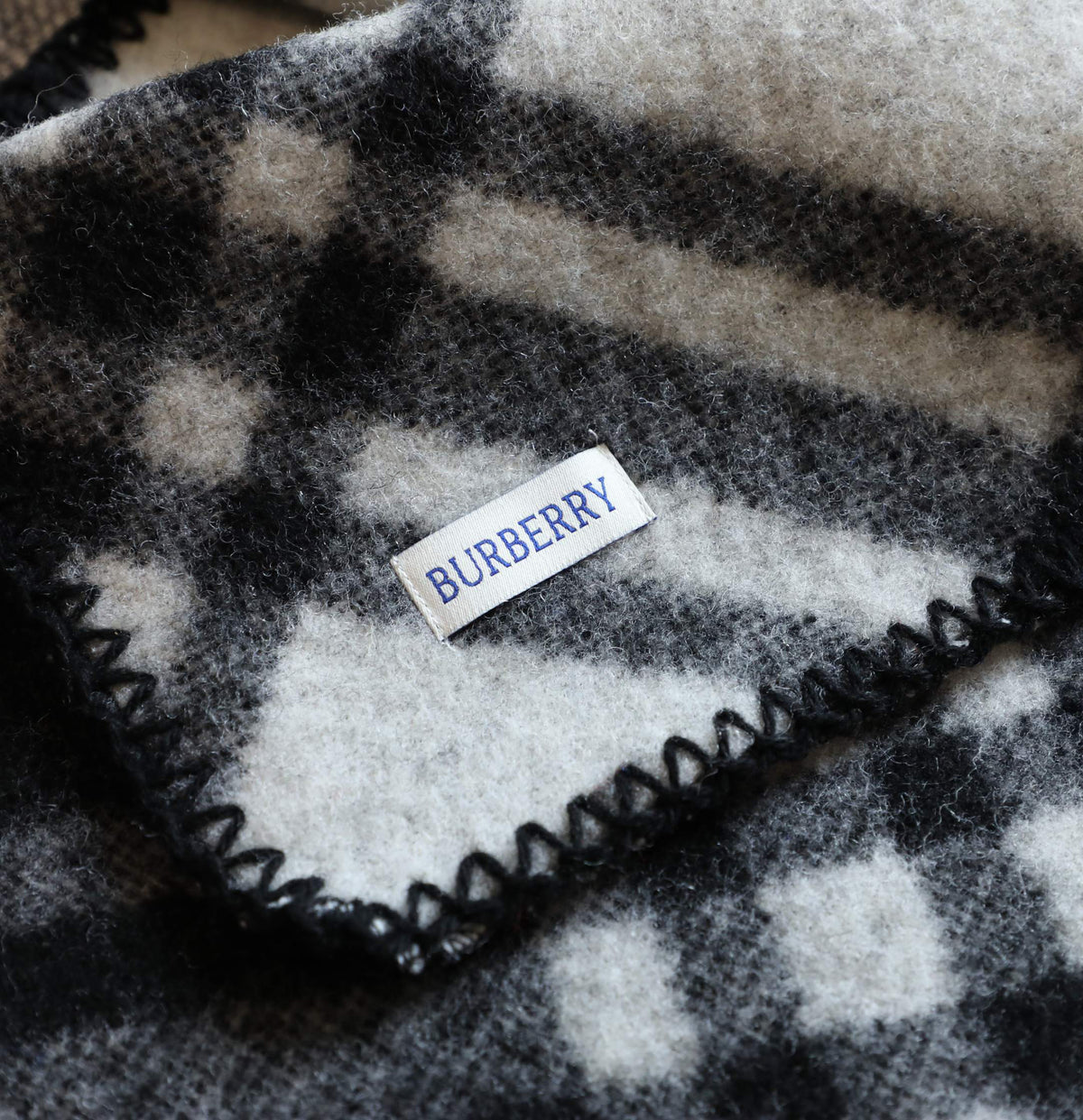 Burberry Scarf - 968683352 - Photo 4