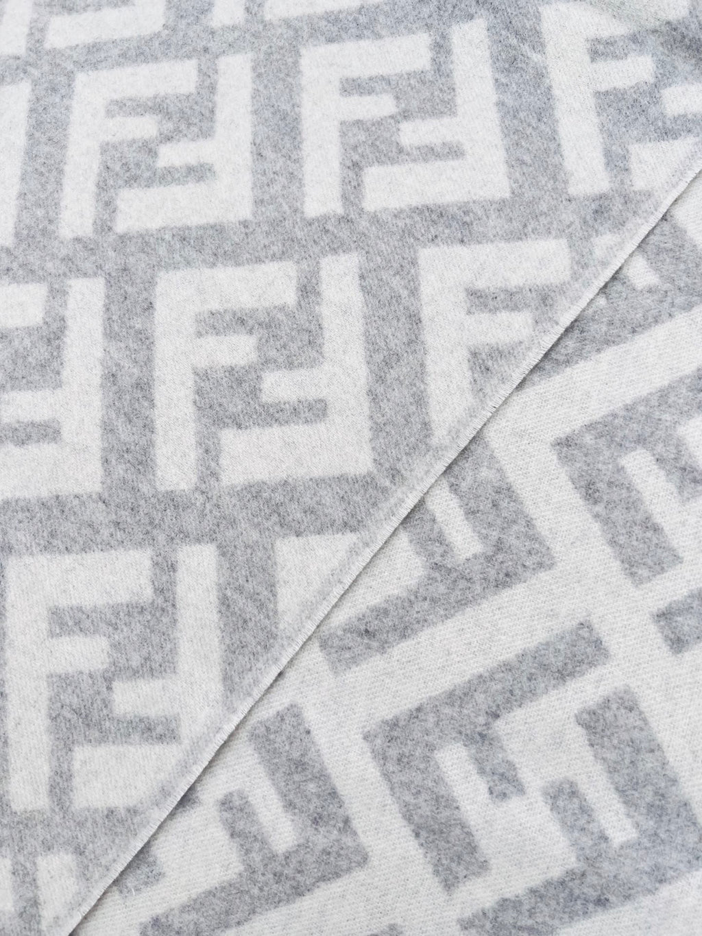 Fendi Logo Detail Scarf - 1245373006 - Photo 4