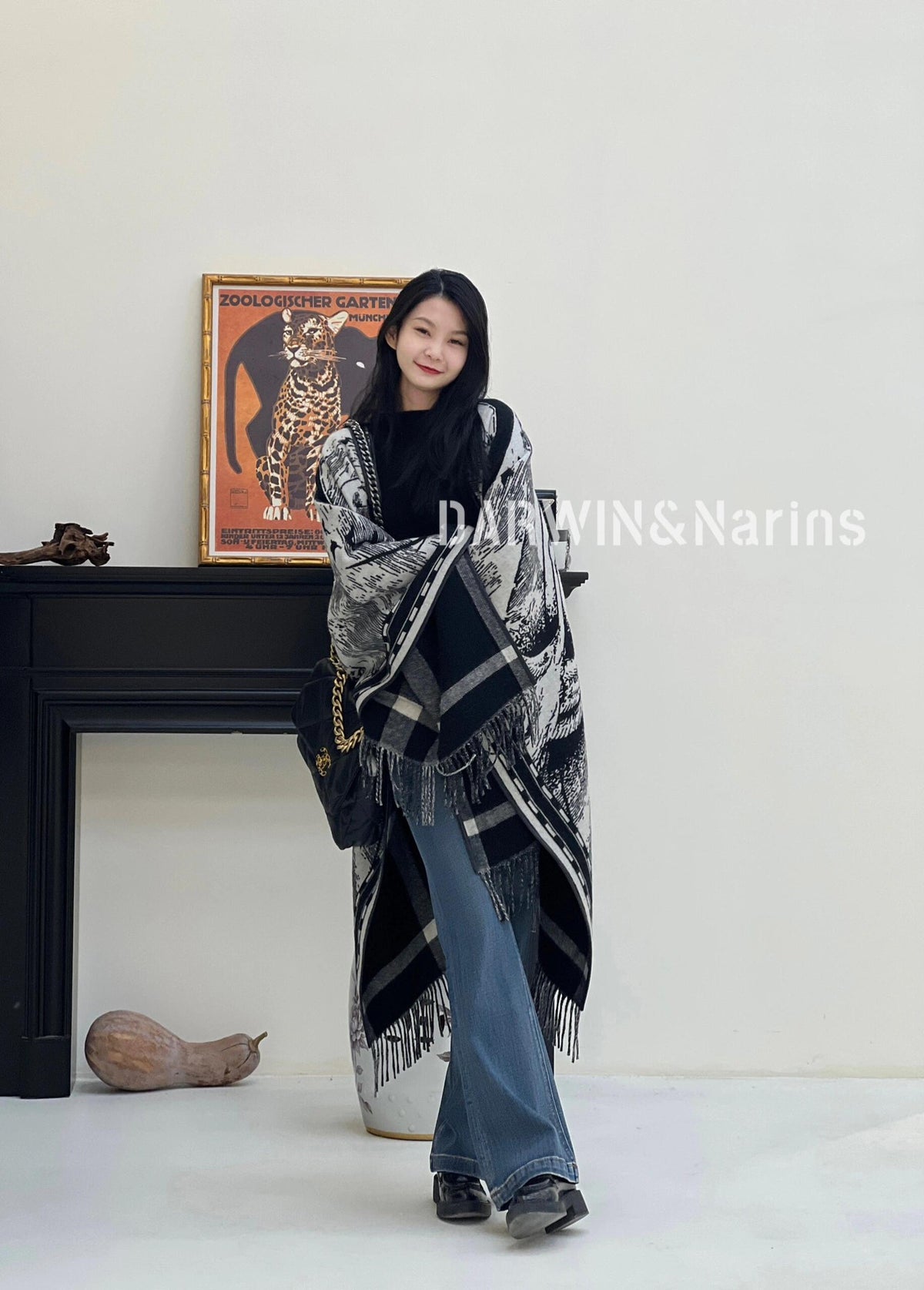 Burberry Check Pattern Jacquard Scarf - 938074646 - Photo 4