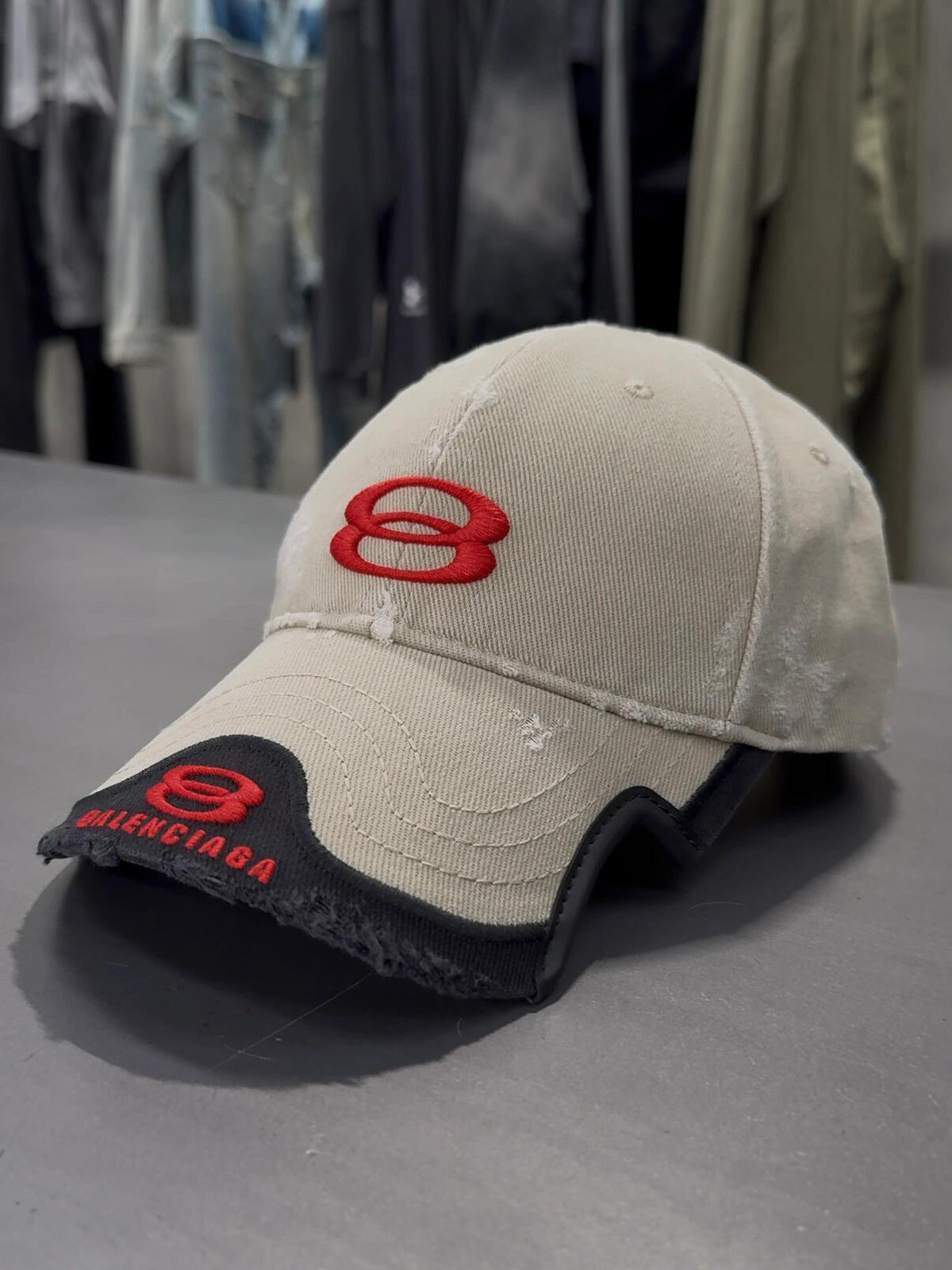 Balenciaga Embroidered Logo Detail Baseball Cap - 1009272206 - Photo 4