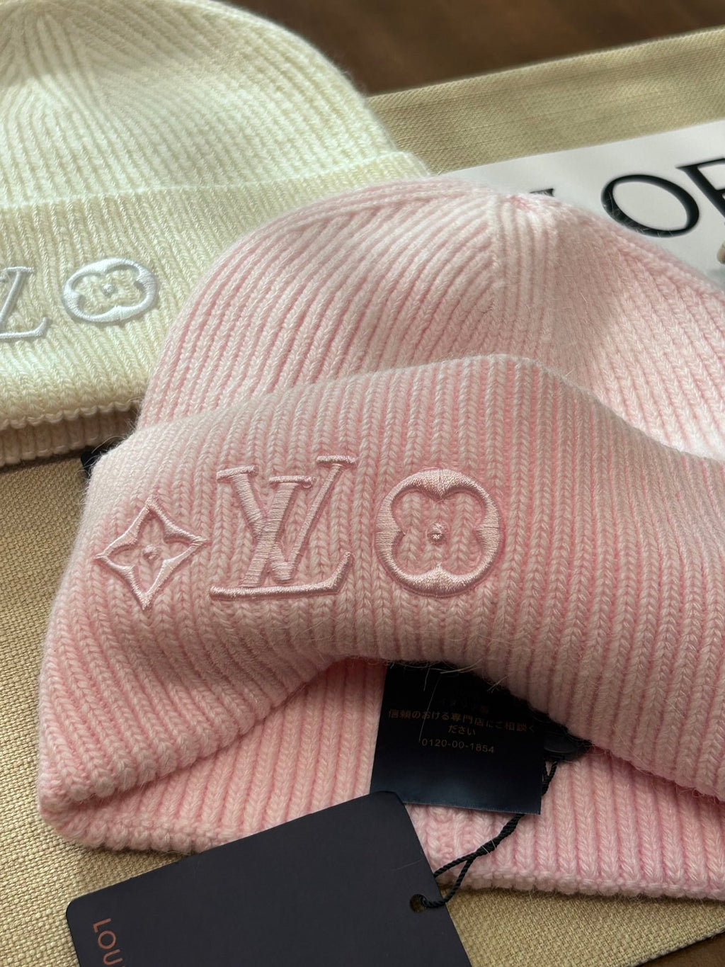 Louis Vuitton Knit Beanie - 1107212982 - Photo 4