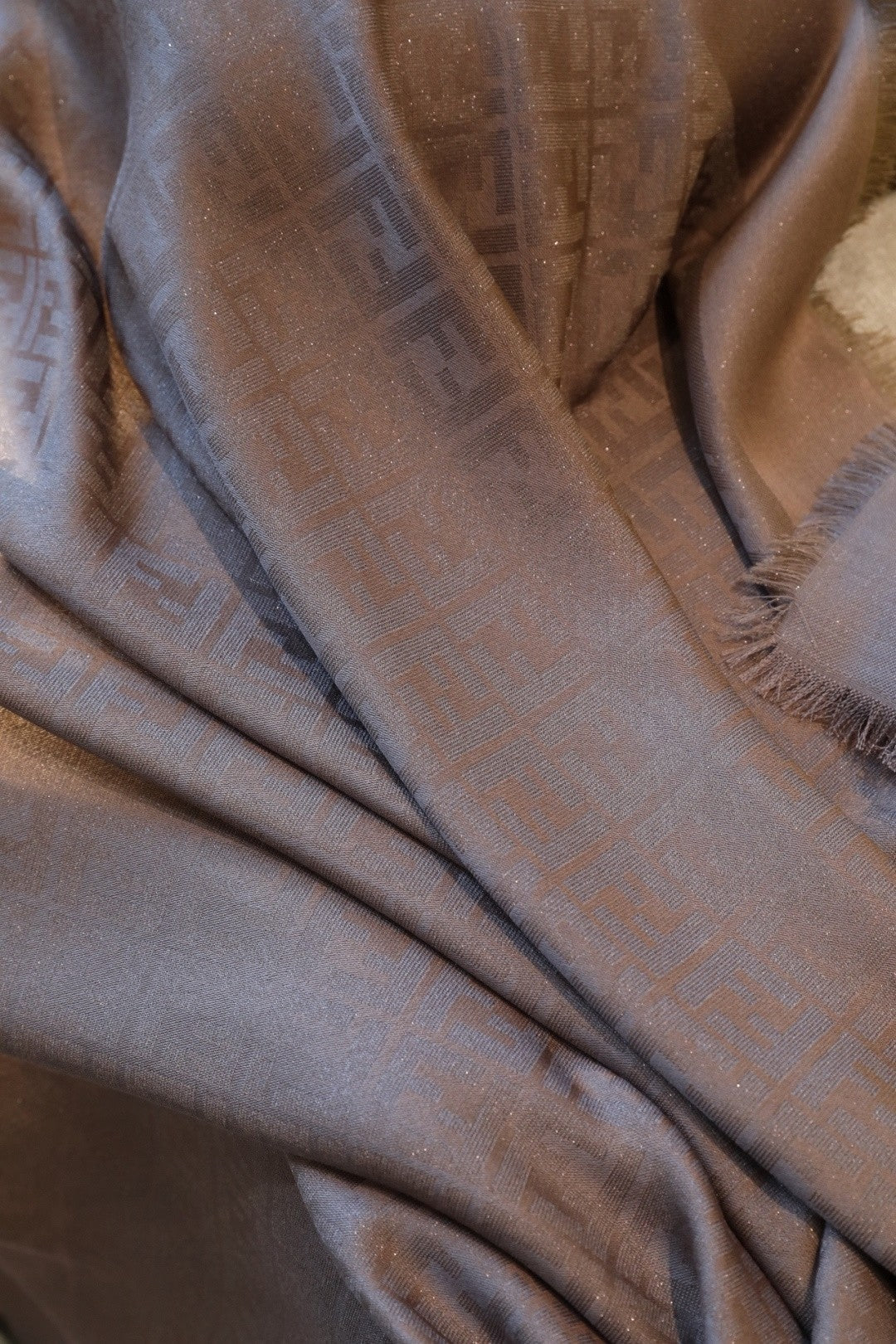 Fendi Jacquard Logo Detail Square Scarf - 1245375014 - Photo 4