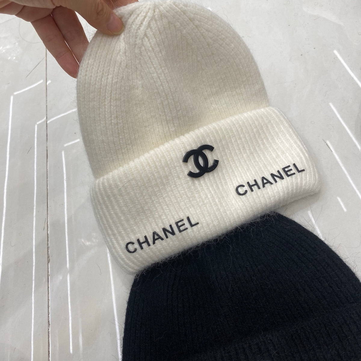 Chanel Knit Beanie - 1121787248 - Photo 4
