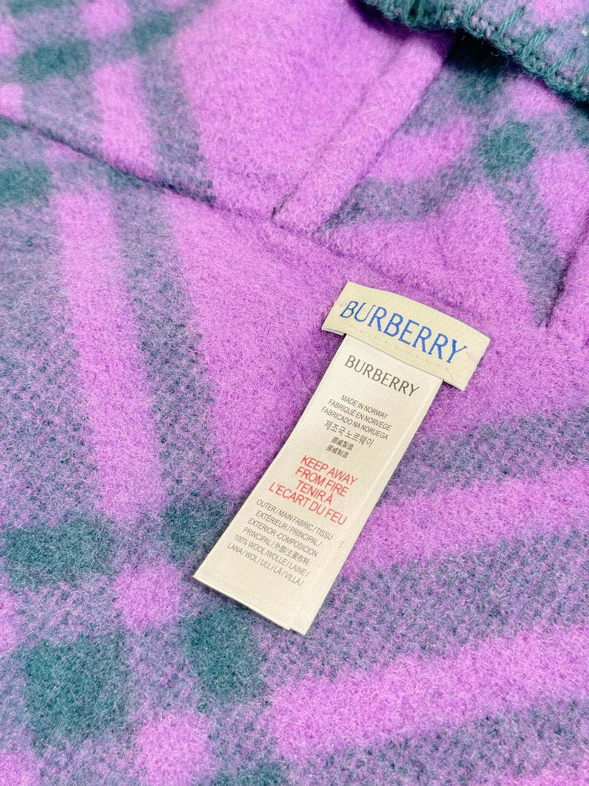 Burberry Hooded Scarf - 973234250 - Photo 4
