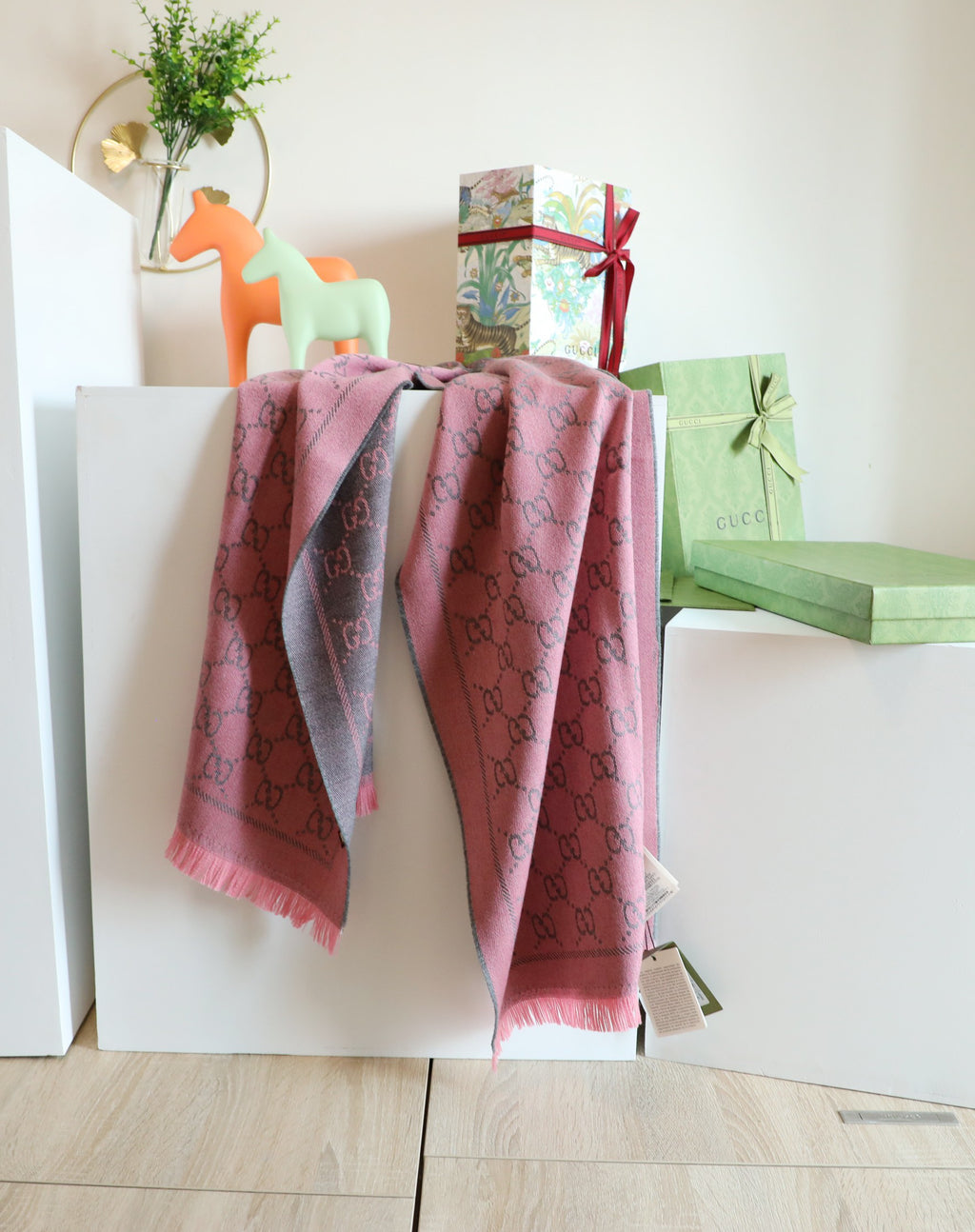 Gucci Colorblock Scarf - 973238722 - Photo 4
