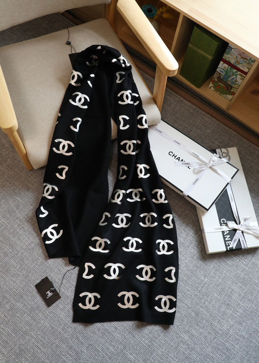 Chanel Logo Detail Knit Scarf - 950101253 - Photo 4