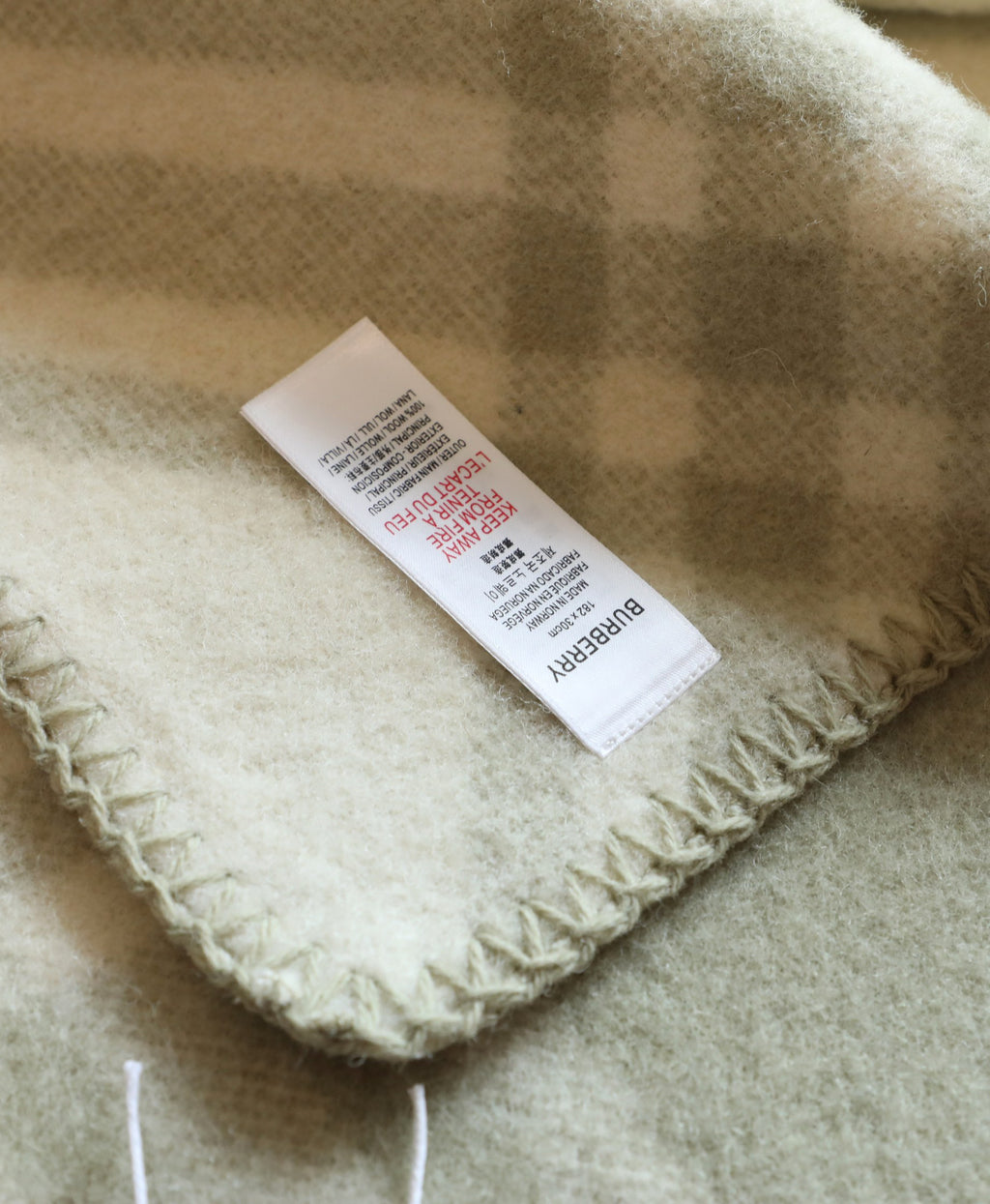 Burberry Scarf - 973238459 - Photo 4