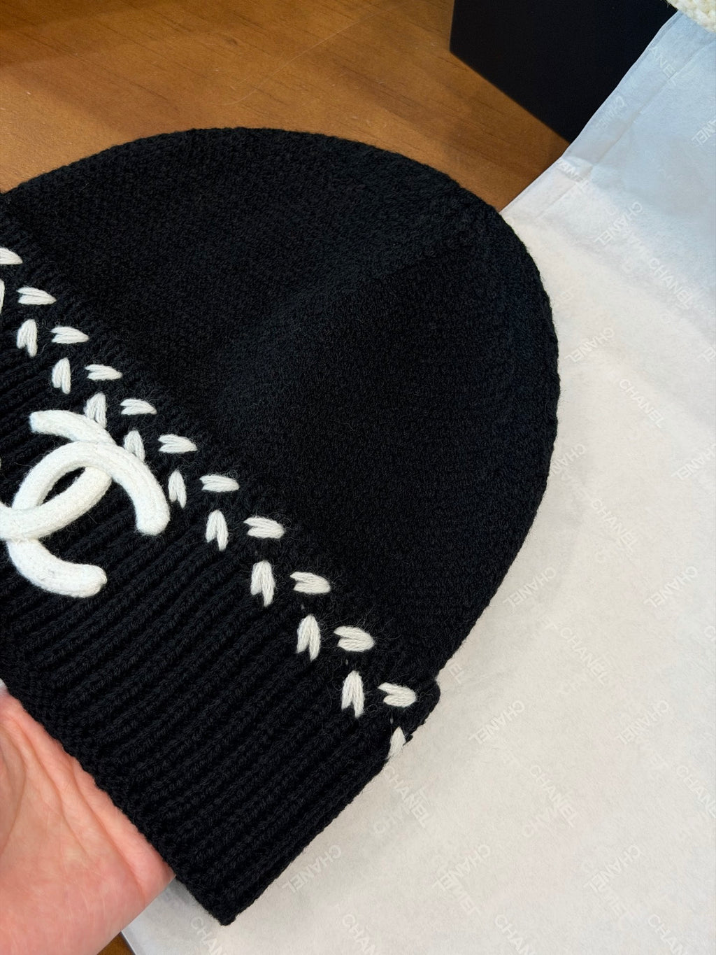 Chanel Colorblock Knit Beanie - 1245544057 - Photo 4