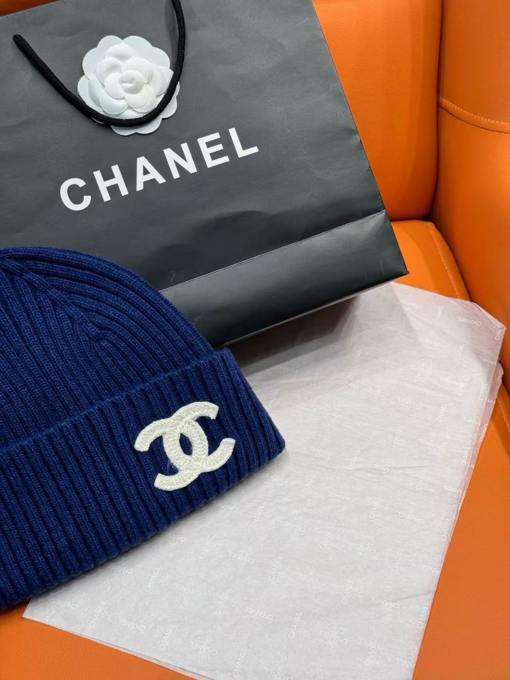 Chanel Logo Detail Knit Beanie - 1149273282 - Photo 5