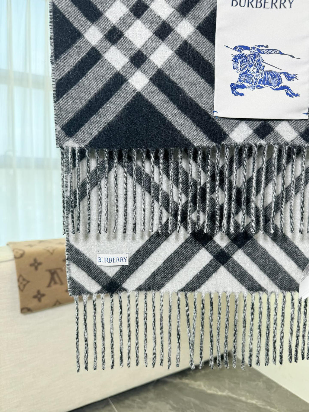 Burberry Check Pattern Scarf - 973237343 - Photo 5