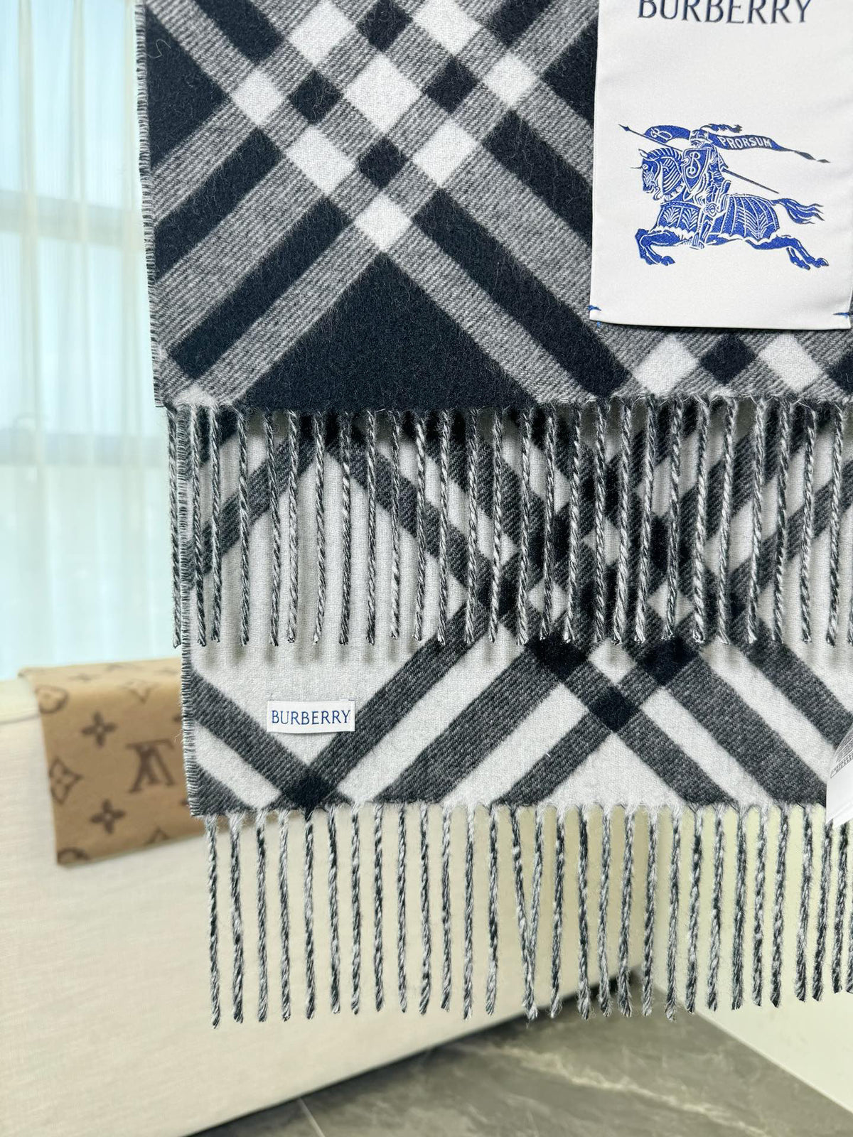 Burberry Check Pattern Scarf - 973237343 - Photo 5