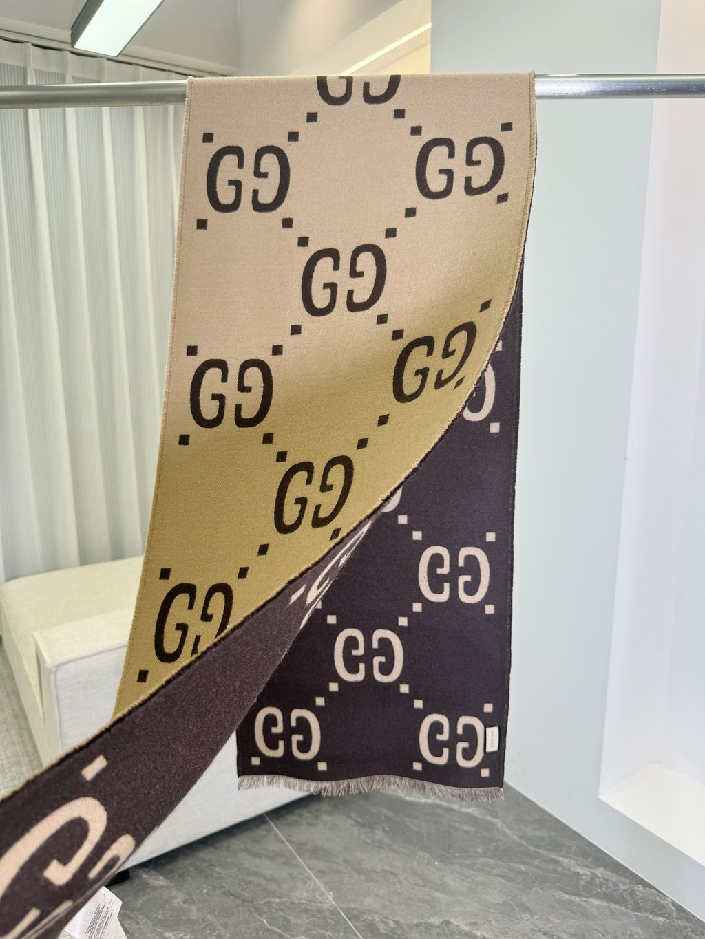 Gucci Scarf - 973237188 - Photo 5