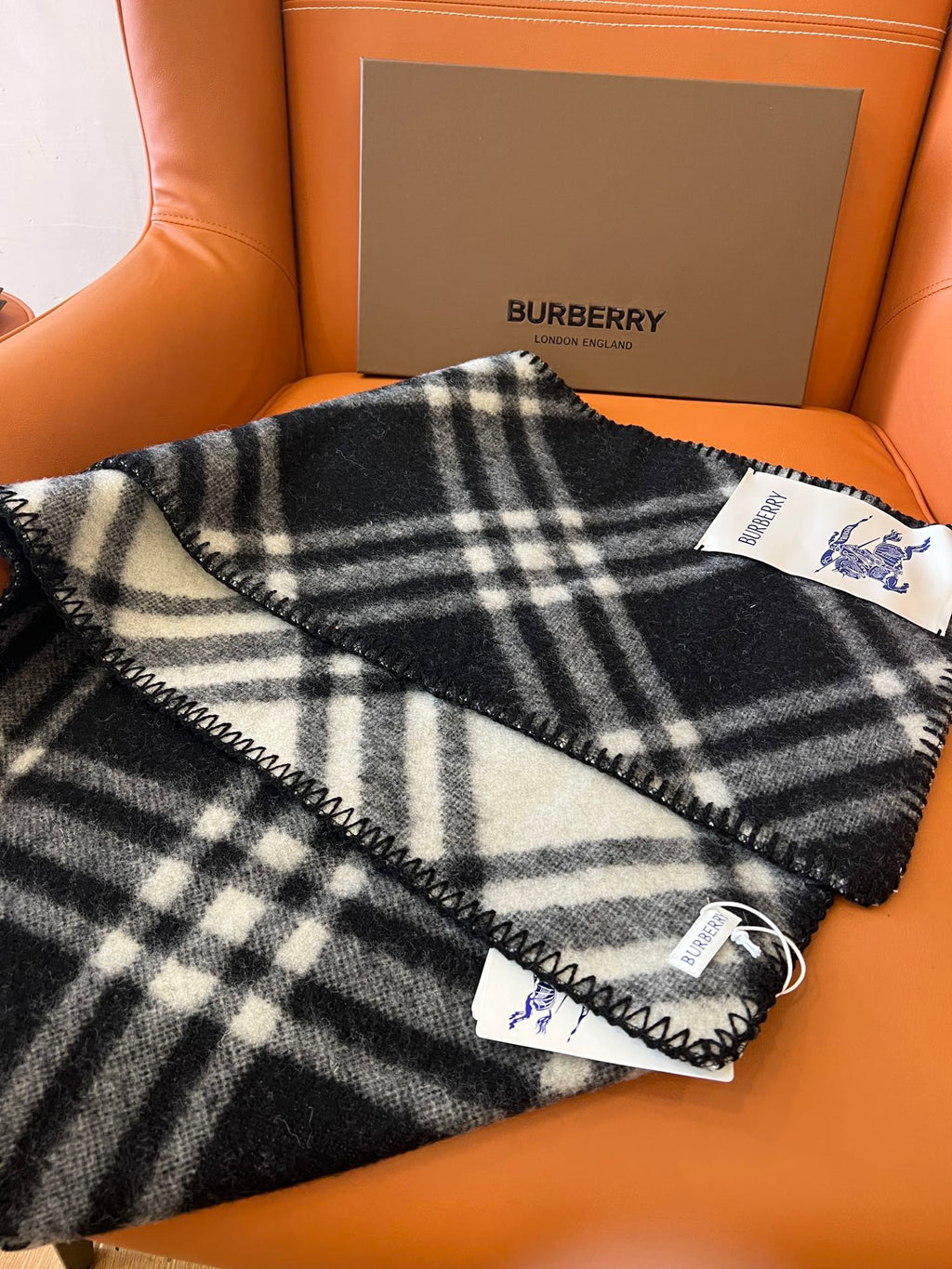 Burberry Scarf - 952126600 - Photo 5