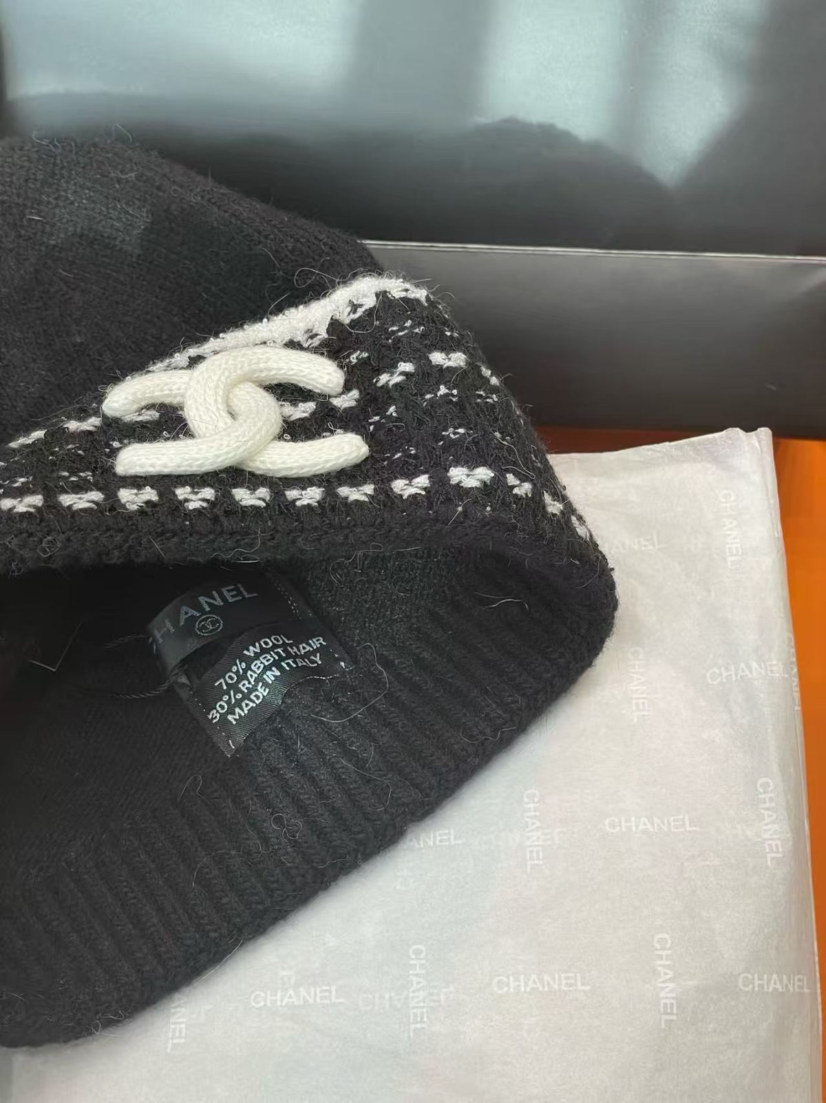 Chanel Logo Detail Knit Beanie - 1149273130 - Photo 5