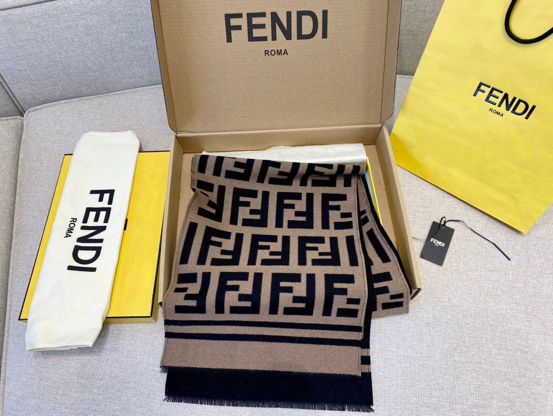 Fendi Jacquard Logo Detail Scarf - 1245380900 - Photo 5