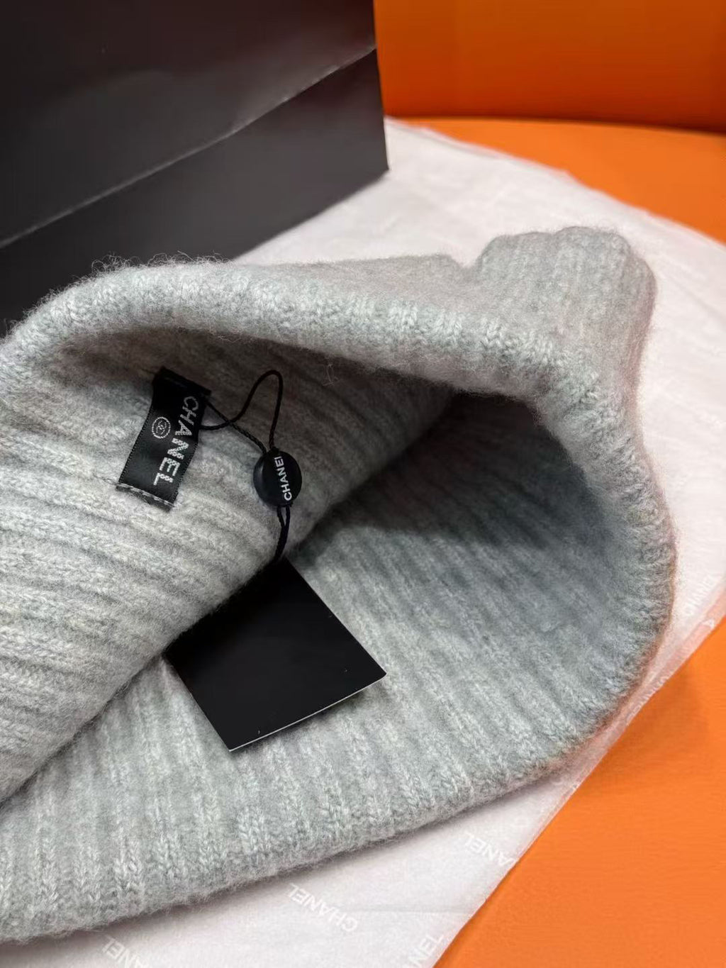 Chanel Logo Detail Knit Beanie - 1149273275 - Photo 5
