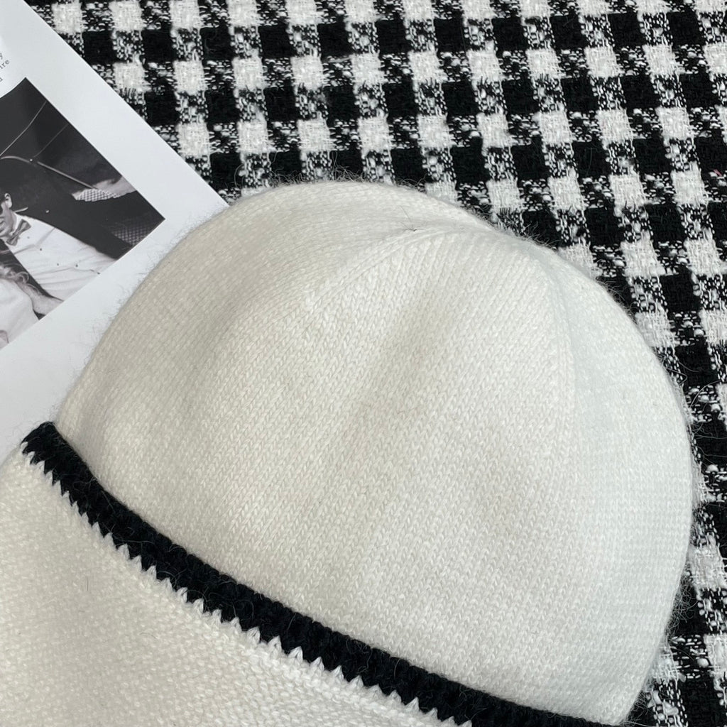 Chanel Knit Beanie - 975370152 - Photo 5