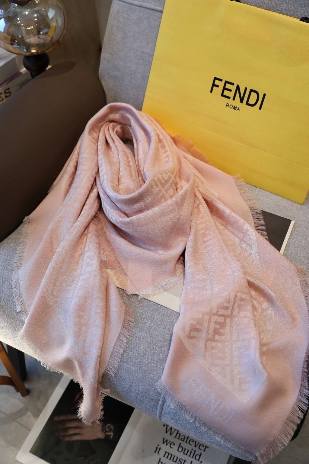 Fendi Jacquard Logo Detail Square Scarf - 1245374419 - Photo 5