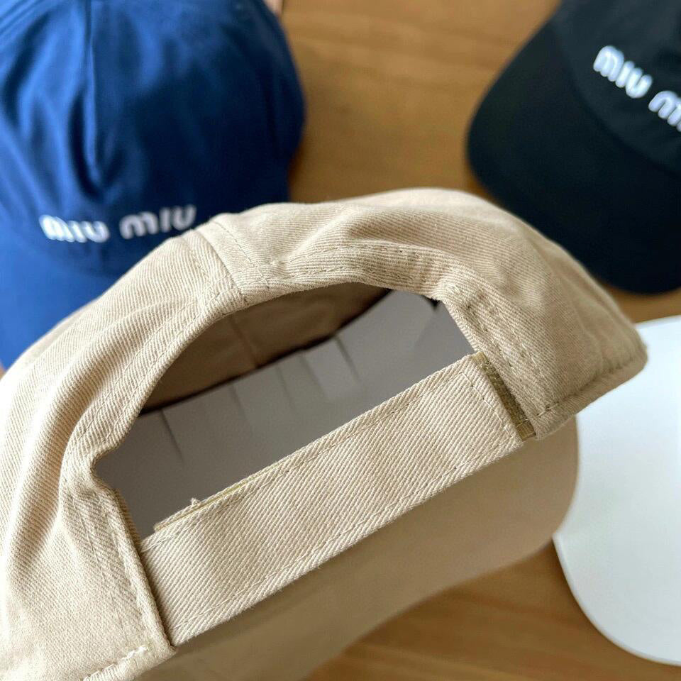 Miu Miu Baseball Cap - 1007029235 - Photo 5