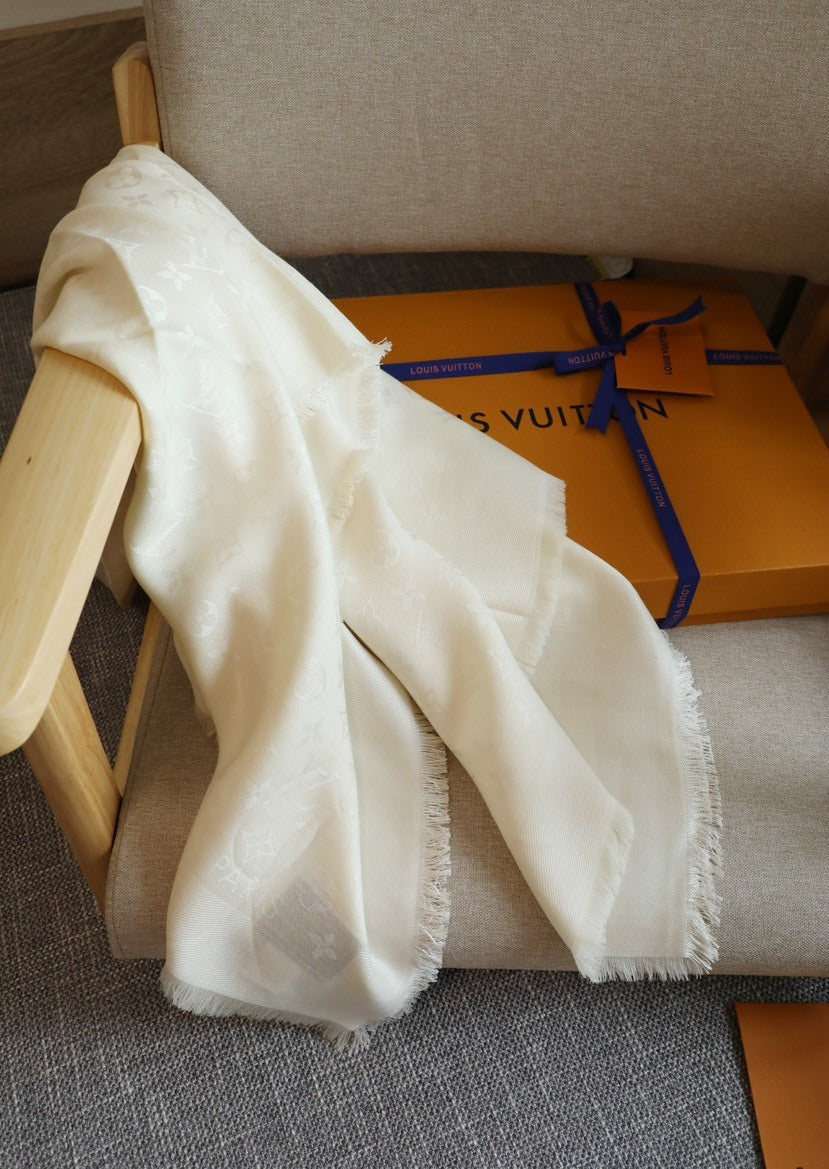 Louis Vuitton Jacquard Square Scarf - 944948926 - Photo 5