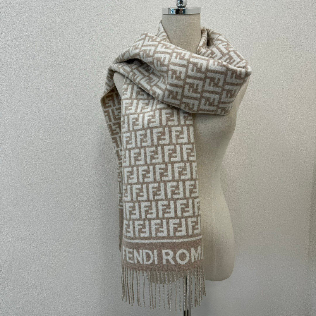 Fendi Logo Detail Scarf - 1245379835 - Photo 5