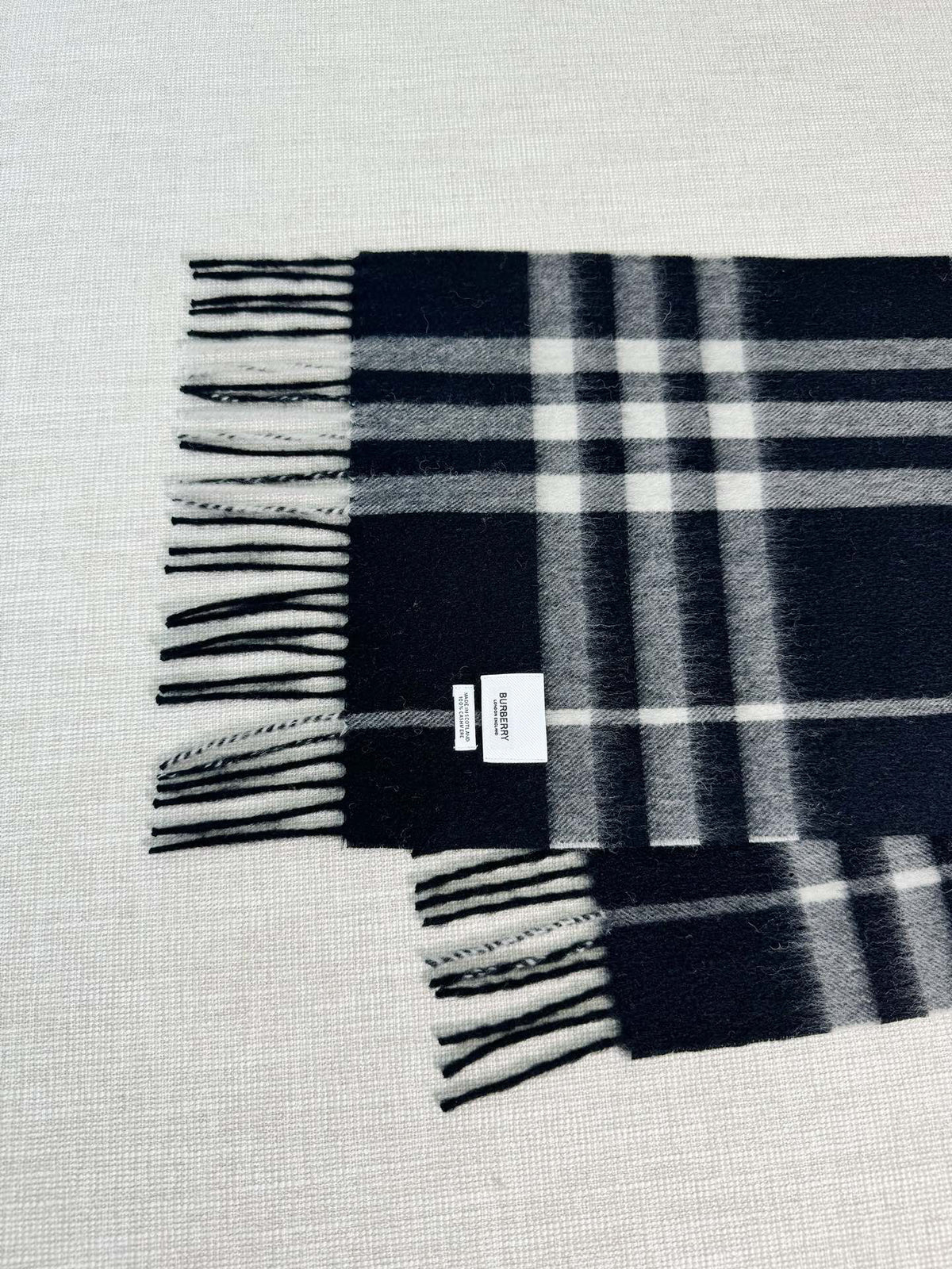 Burberry Check Pattern Scarf - 973282075 - Photo 5