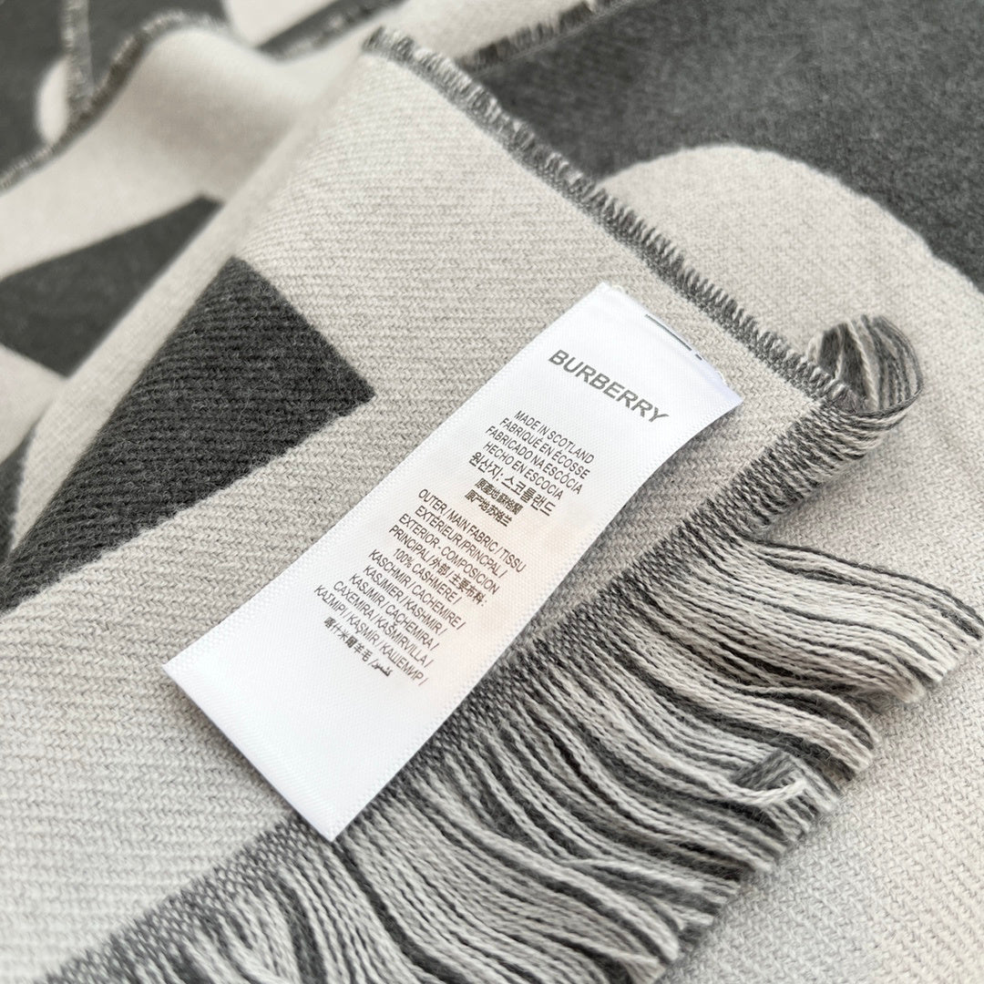 Burberry Logo Detail Scarf - 975220564 - Photo 5
