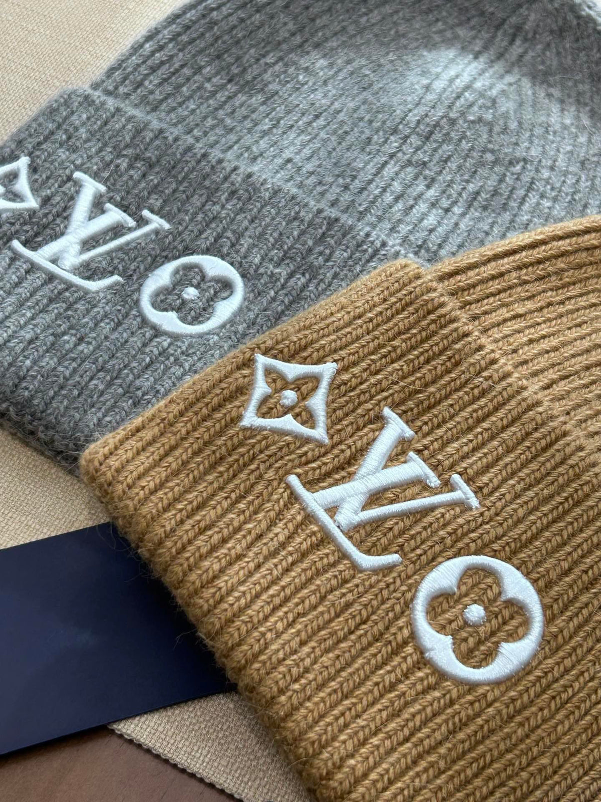 Louis Vuitton Knit Beanie - 1107212995 - Photo 5