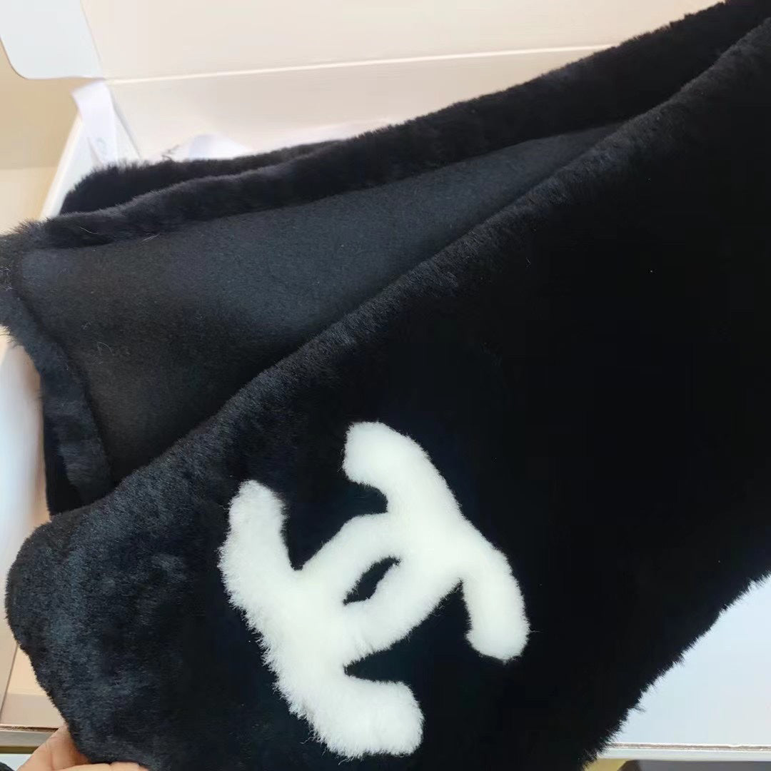 Chanel Logo Detail Scarf - 962272267 - Photo 5