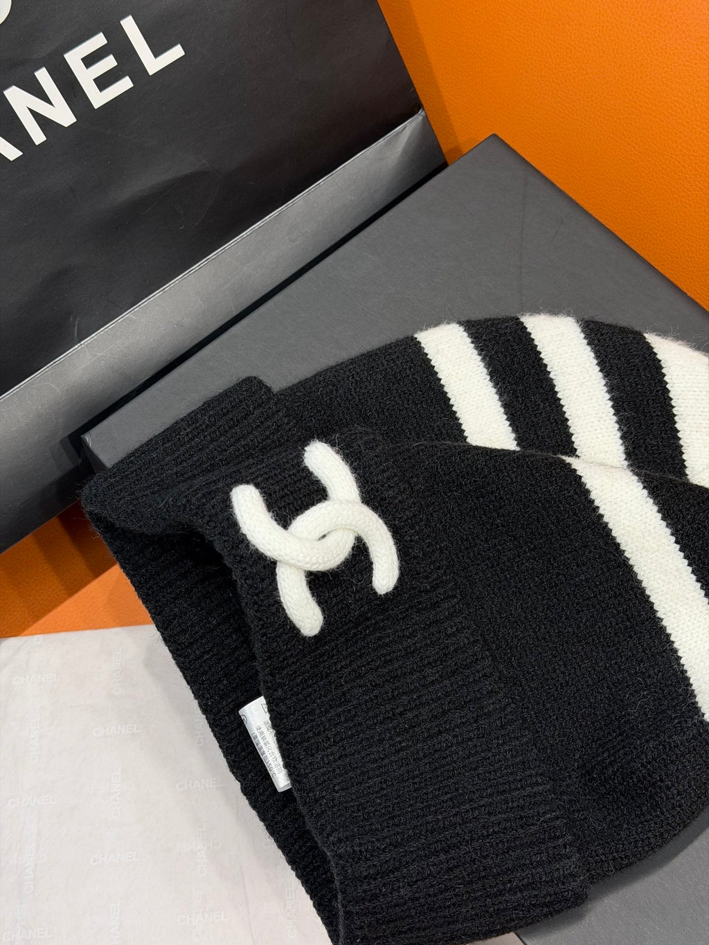 Chanel Knit Beanie - 1245543826 - Photo 5