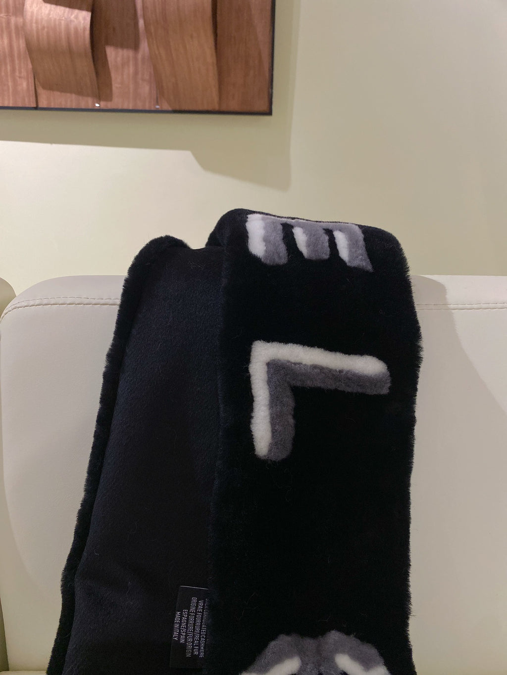 Chanel Gradient Logo Detail Scarf - 962272425 - Photo 5