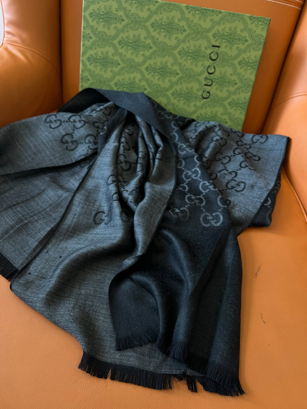 Gucci Jacquard Logo Detail Scarf - 934801515 - Photo 5
