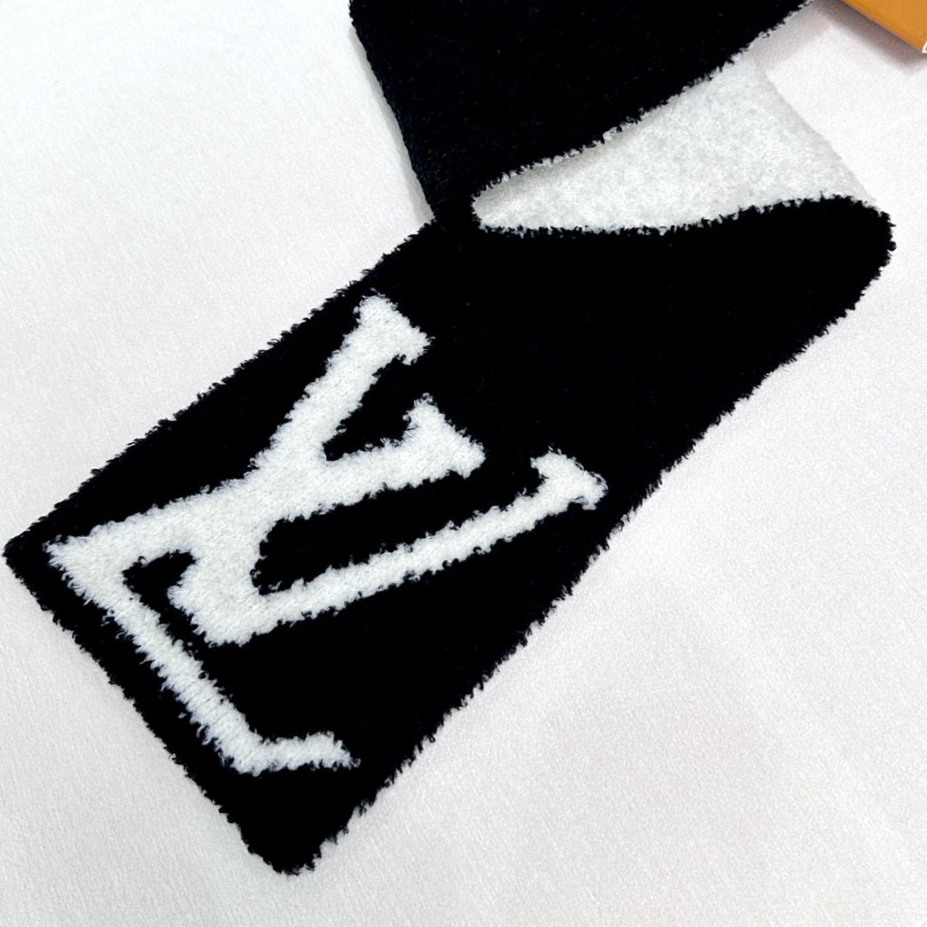 Louis Vuitton Logo Detail Scarf - 952636295 - Photo 5