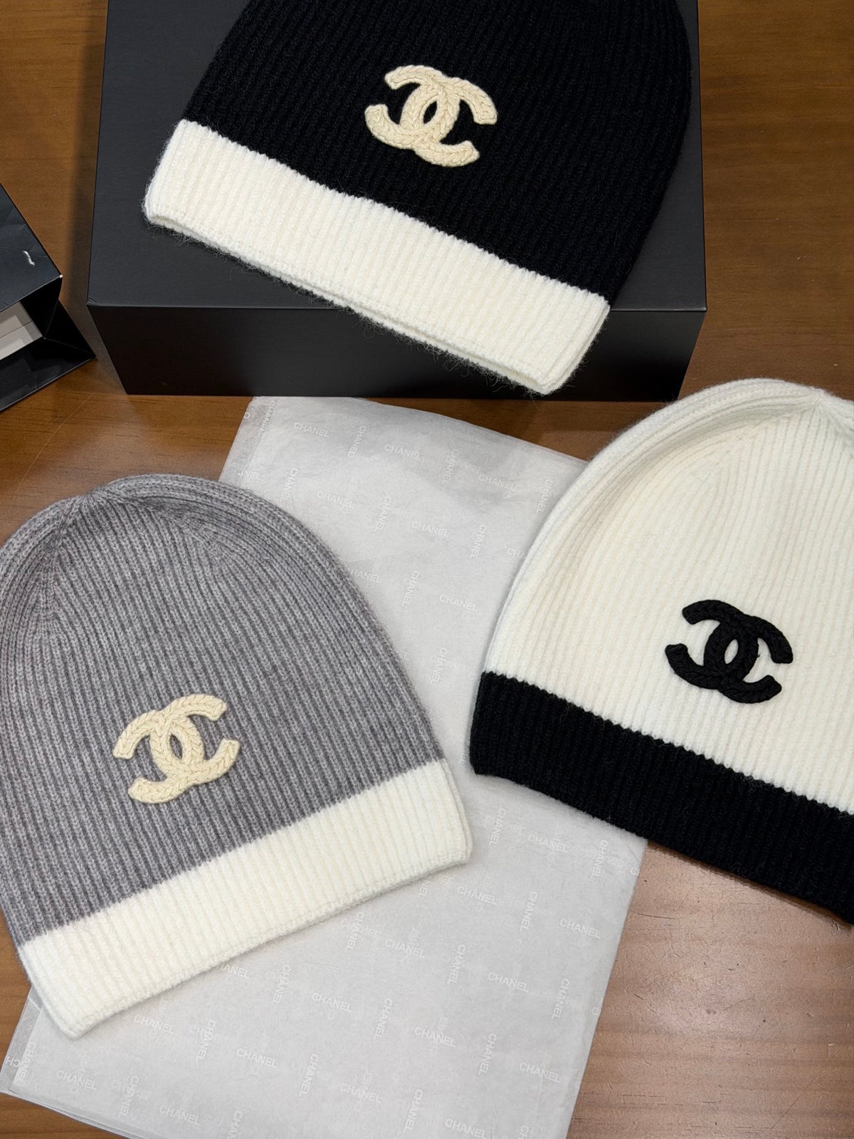 Chanel Colorblock Printed Beanie - 1245543831 - Photo 5