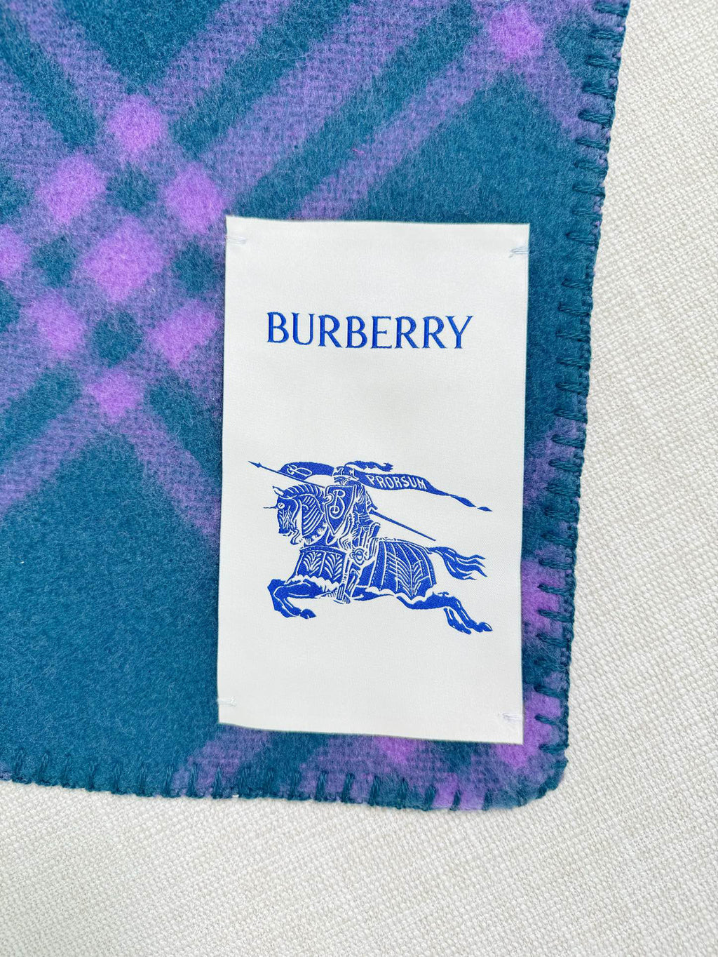 Burberry Hooded Scarf - 973234250 - Photo 5