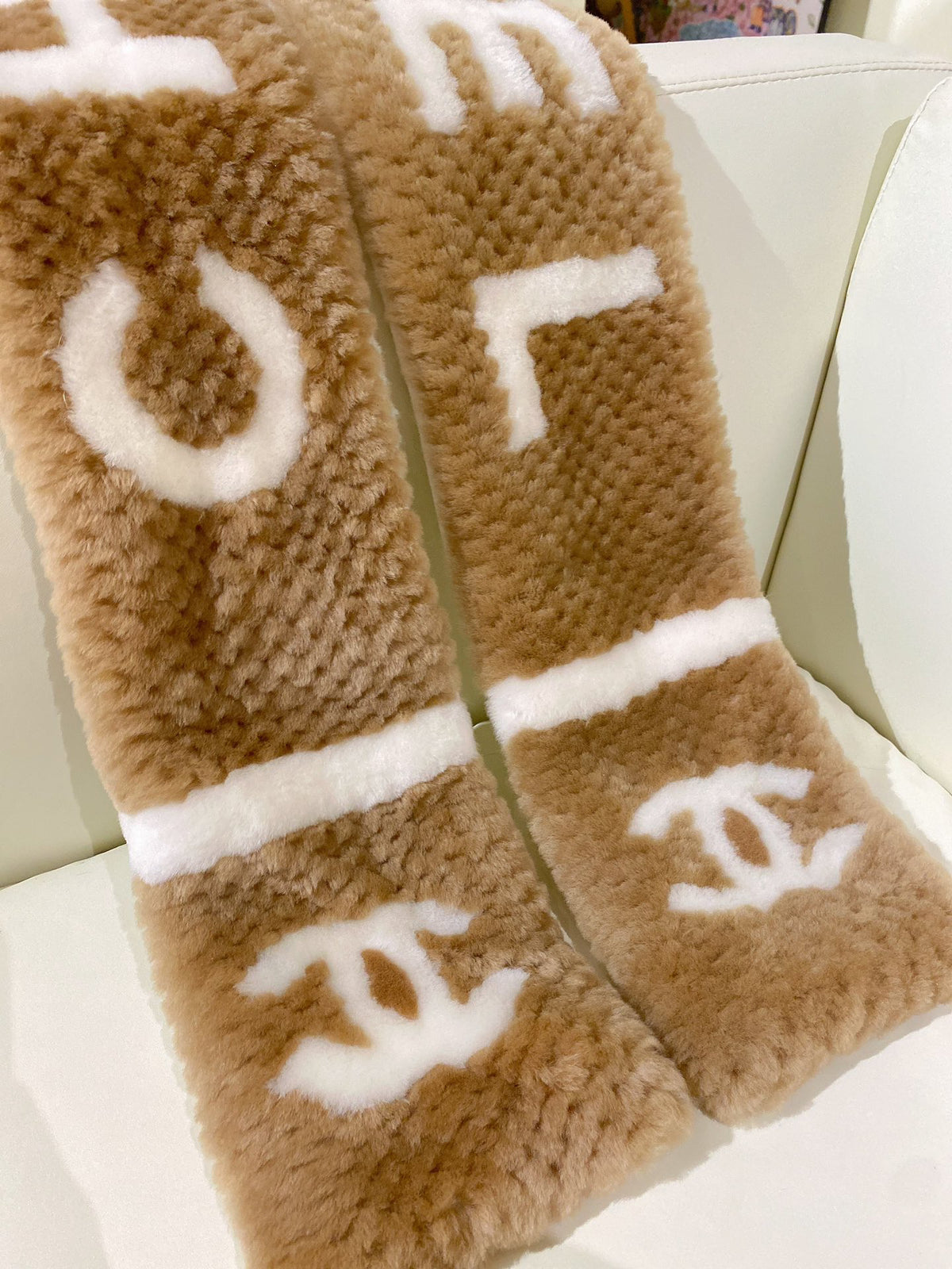 Chanel Logo Detail Scarf - 962272359 - Photo 5