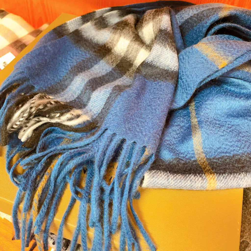 Burberry Check Pattern Scarf - 975222335 - Photo 5