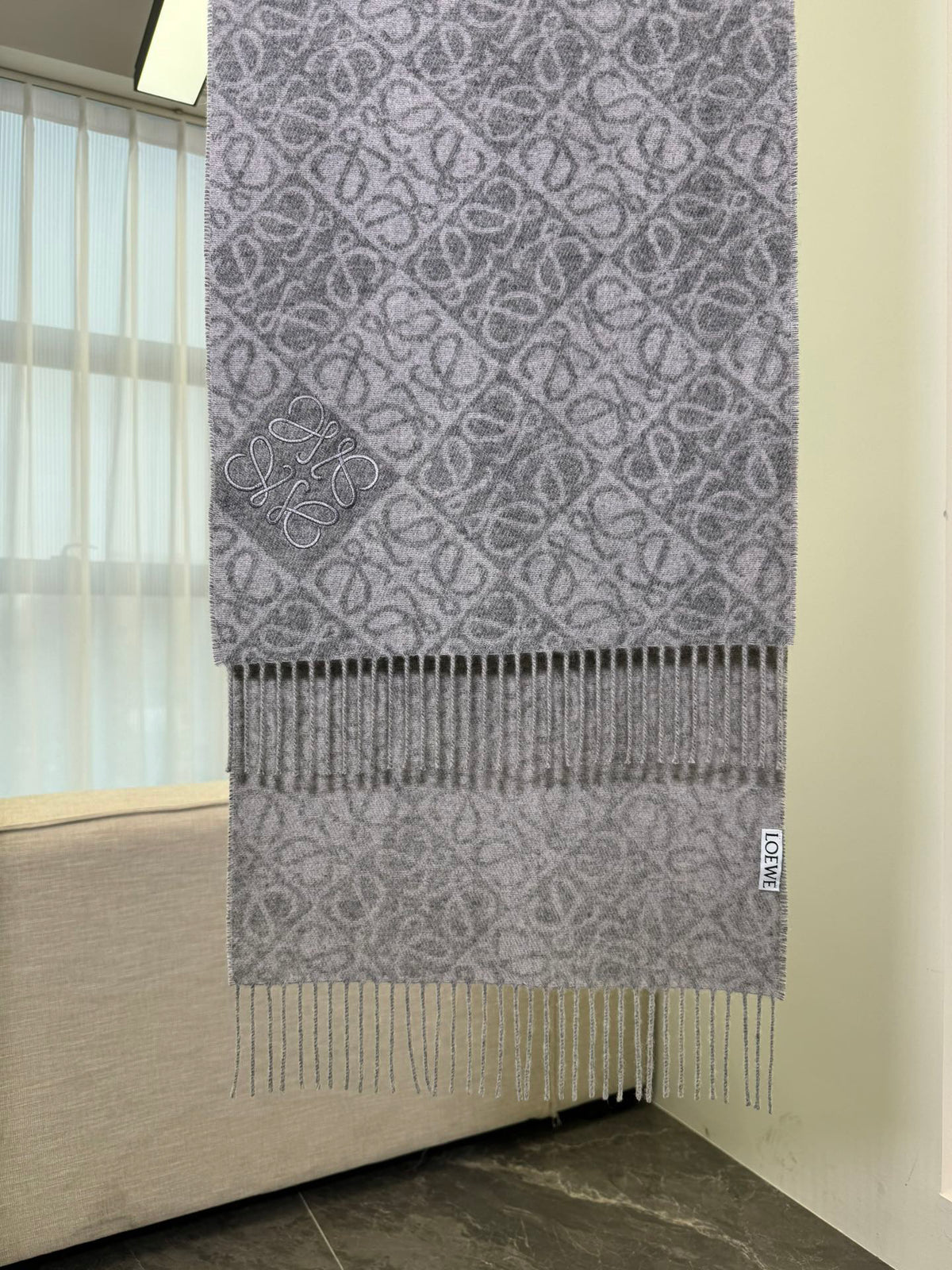 Loewe Check Pattern Jacquard Scarf - 973237847 - Photo 5