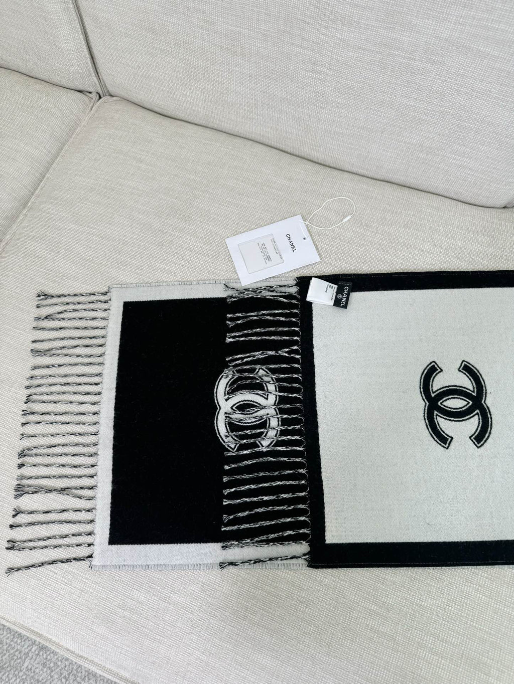 Chanel Colorblock Scarf - 973282942 - Photo 5