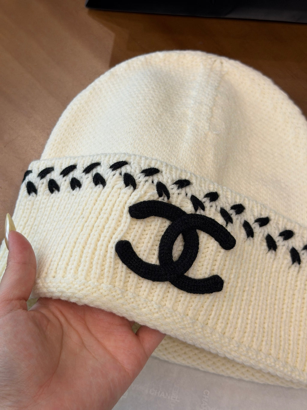 Chanel Colorblock Knit Beanie - 1245544019 - Photo 5