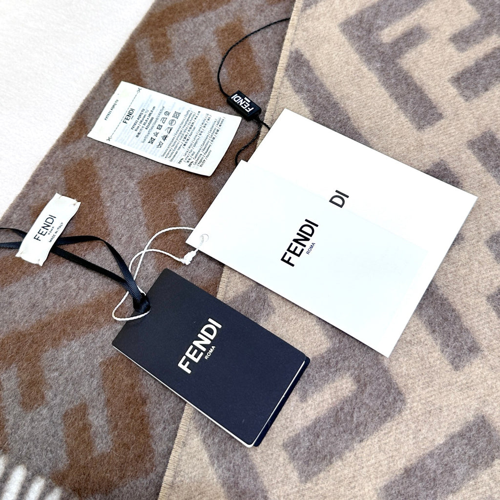 Fendi Jacquard Gradient Scarf - 952636697 - Photo 5