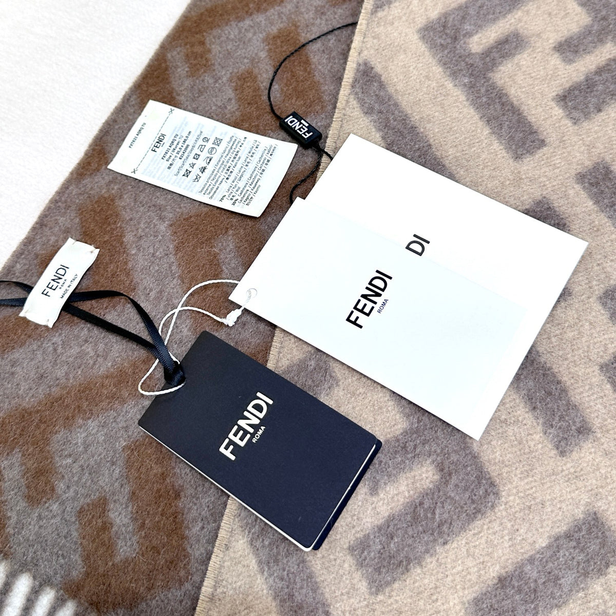Fendi Jacquard Gradient Scarf - 952636697 - Photo 5
