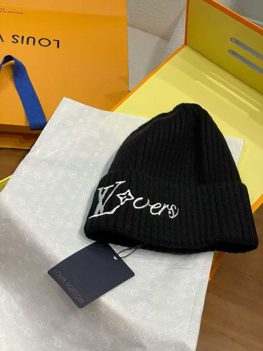 Louis Vuitton Embroidered Logo Detail Beanie - 1149273393 - Photo 5