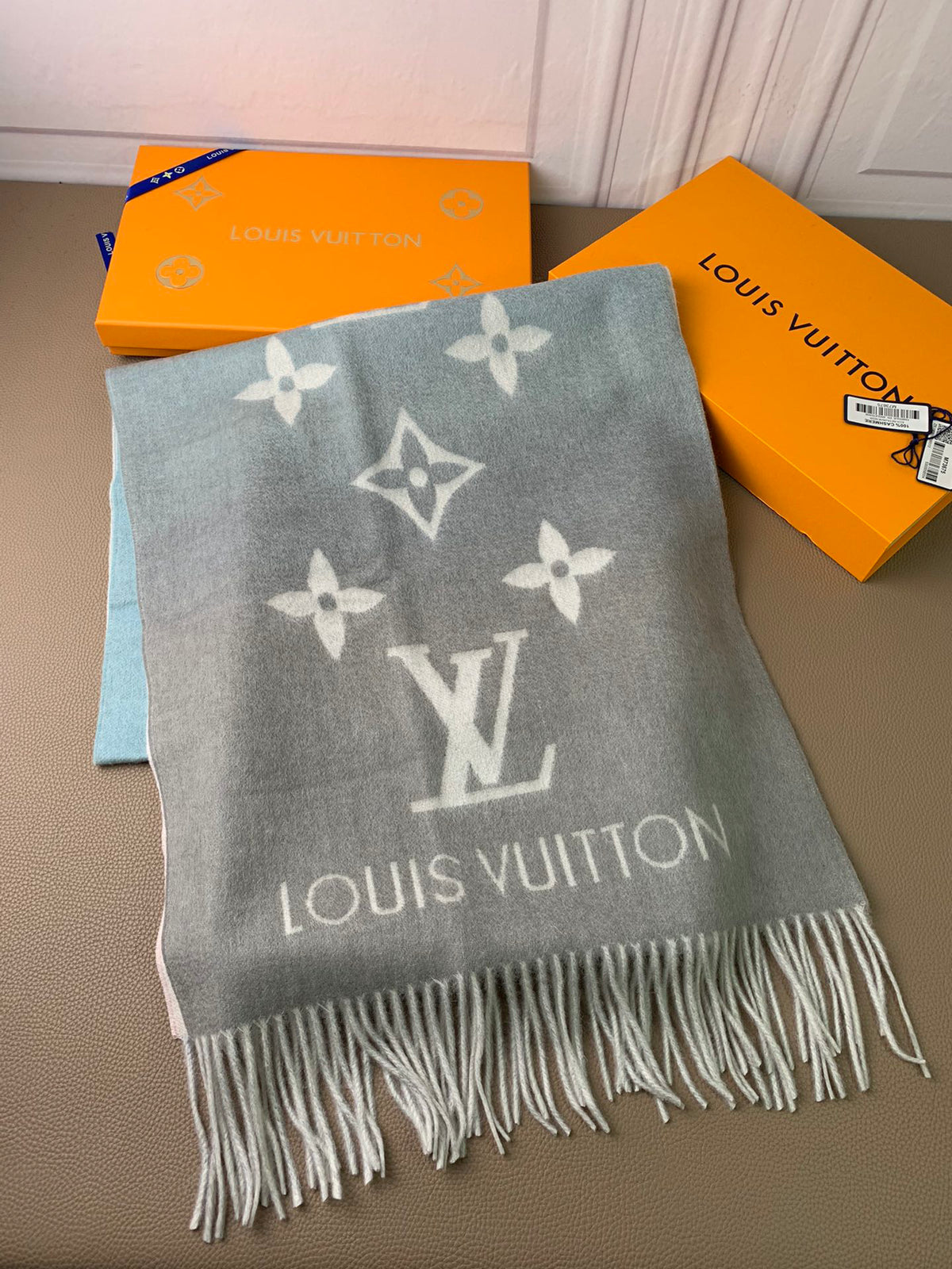Louis Vuitton Gradient Scarf - 925524702 - Photo 5
