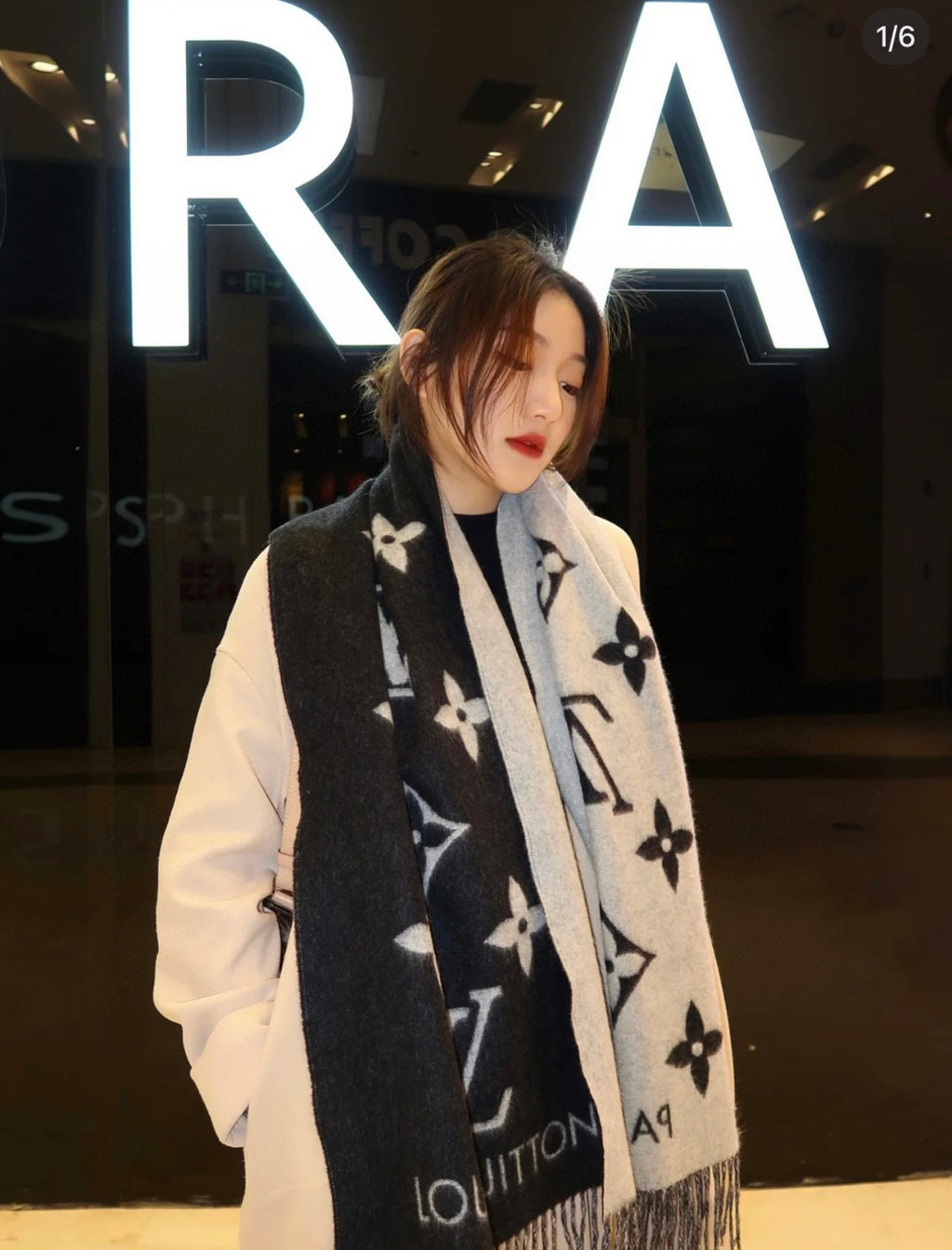 Louis Vuitton Scarf - 982342016 - Photo 5