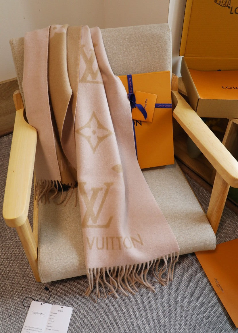 Louis Vuitton Scarf - 944942822 - Photo 5