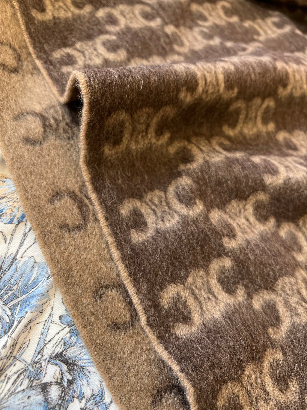 Celine Logo Detail Scarf - 984597208 - Photo 6